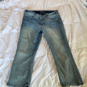 Silver Capri jeans Suki  Waist 31 inches length 22 1/2 inches Suki mid Capri